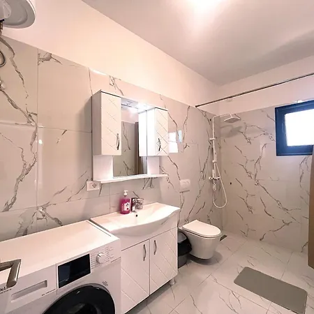 Escape Short Drive 3 Min To Center 5 Min To